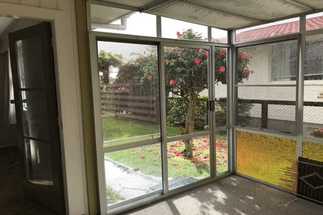 Photo of property in 77 Bartholomew Road, Levin, 5510