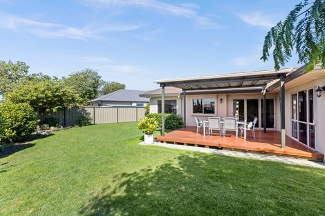 Photo of property in 6 Rosehill Way, Taradale, Napier, 4112