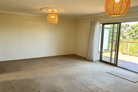 Photo of property in 14 Frances Street, Waikanae Beach, Waikanae, 5036