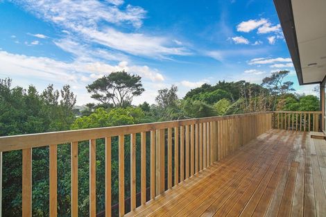 Photo of property in 12 Glenbush Place, Birkenhead, Auckland, 0626