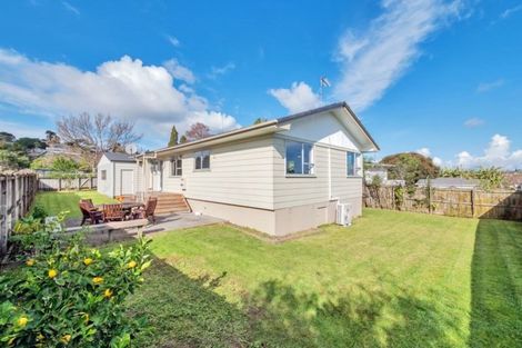 Photo of property in 5 Devonshire Road, Unsworth Heights, Auckland, 0632