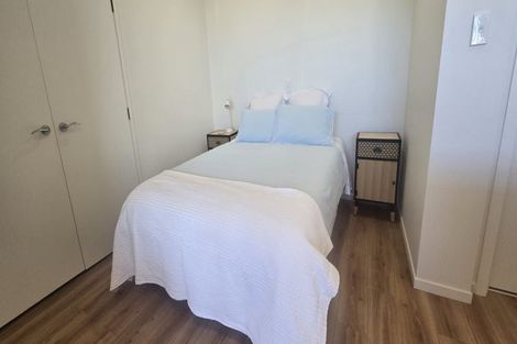 Photo of property in 22a Hamblyn Street, Strandon, New Plymouth, 4312