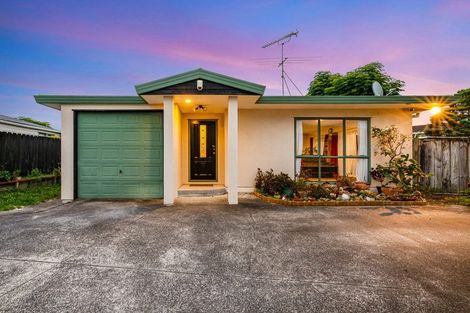 Photo of property in 7a Patrice Place, Massey, Auckland, 0614