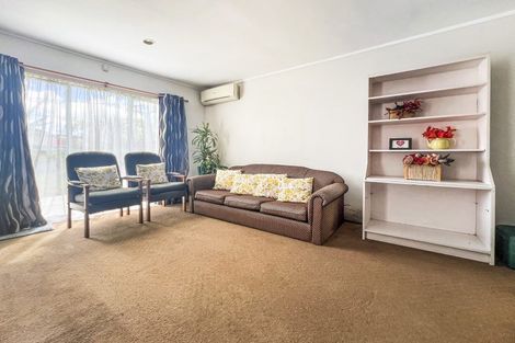 Photo of property in 6/351 West Coast Road, Glen Eden, Auckland, 0602