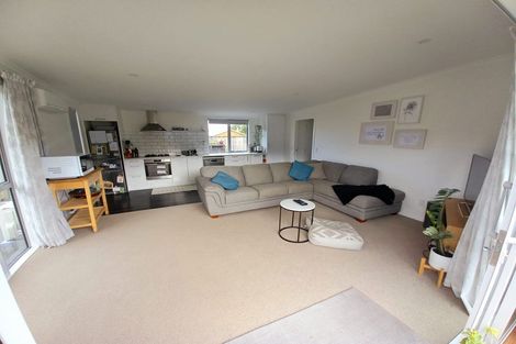 Photo of property in 15a Tuki Street, Titahi Bay, Porirua, 5022