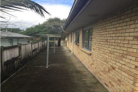 Photo of property in 20 Rush Creek Drive, Westgate, Auckland, 0614