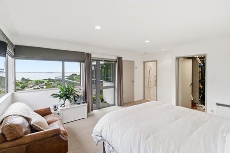 Photo of property in 10 Cadiz Lane, Mount Pleasant, Christchurch, 8081