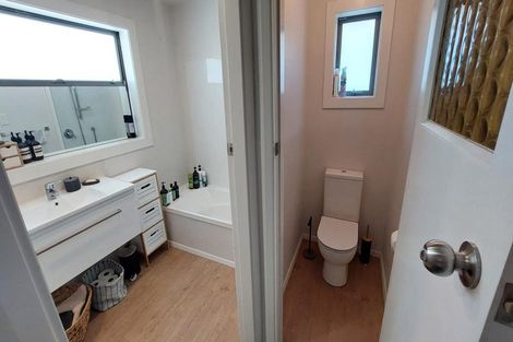 Photo of property in 1/55 Mcfaddens Road, St Albans, Christchurch, 8052