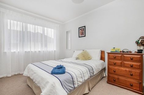 Photo of property in 31 Village Way, Ardmore, Papakura, 2582