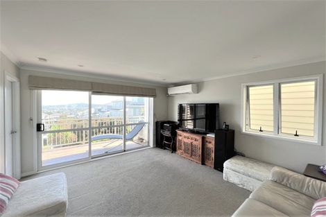 Photo of property in 98 Arrowsmith Drive, Flat Bush, Auckland, 2019
