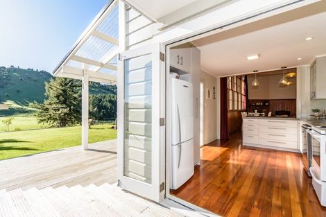 Photo of property in 10122 State Highway 1, Taihape, 4795
