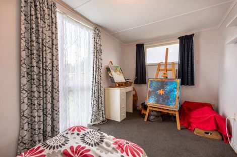 Photo of property in 23 Tennyson Street, Dannevirke, 4930