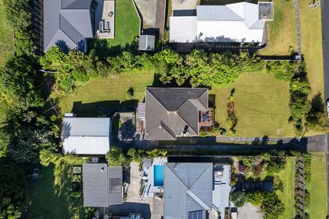 Photo of property in 38 Hand Road, Helensville, 0800