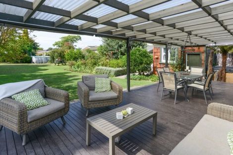 Photo of property in 204 Davis Street, Saint Leonards, Hastings, 4120