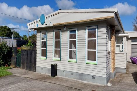 Photo of property in 10 Oraha Road, Huapai, Kumeu, 0810