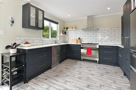 Photo of property in 57d Rautawhiri Road, Helensville, 0800