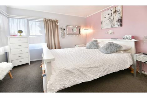 Photo of property in 56 Polkinghorne Drive, Manly, Whangaparaoa, 0930