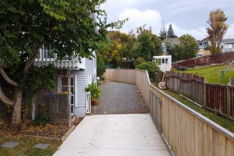 Photo of property in 28 Dimock Street, Titahi Bay, Porirua, 5022