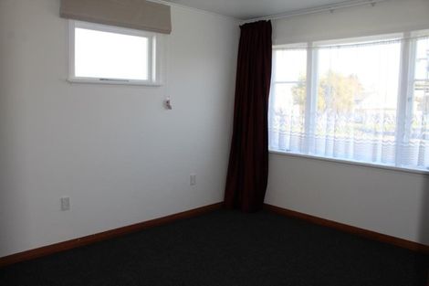 Photo of property in 5 Marriner Street, Highbury, Palmerston North, 4412