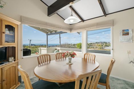 Photo of property in 1/9 Nigel Road, Browns Bay, Auckland, 0630