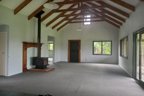 Photo of property in 17 The Outlook, Oakura, 4314