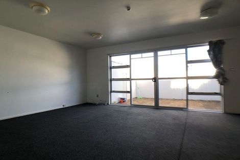 Photo of property in 5/2 Atarangi Road, Greenlane, Auckland, 1051