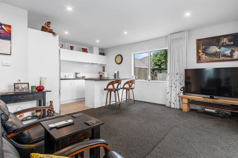 Photo of property in 11 Kamahi Crescent, Papamoa Beach, Papamoa, 3118