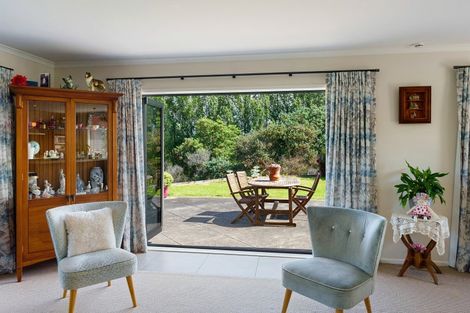 Photo of property in 205 Taylors Road, Otaki, 5583