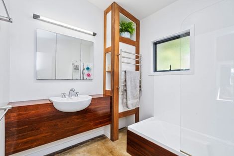 Photo of property in 303 Ody Road, Whangarei Heads, Whangarei, 0174