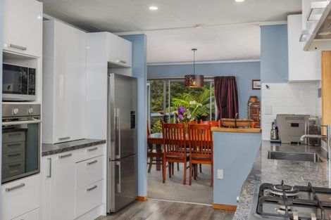 Photo of property in 2 Beaufort Street, Opua, 0200