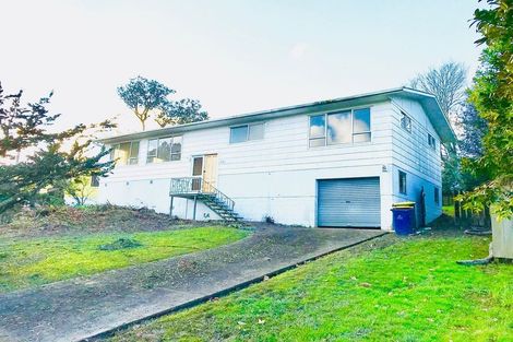 Photo of property in 58 Oreil Avenue, West Harbour, Auckland, 0618