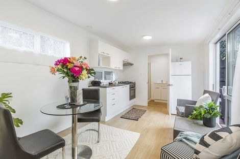 Photo of property in 21 Keeney Court, Papakura, 2110