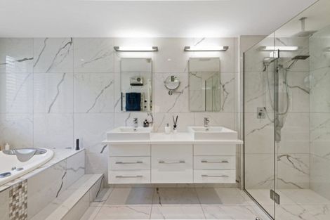 Photo of property in 4 Millbank Lane, Merivale, Christchurch, 8014