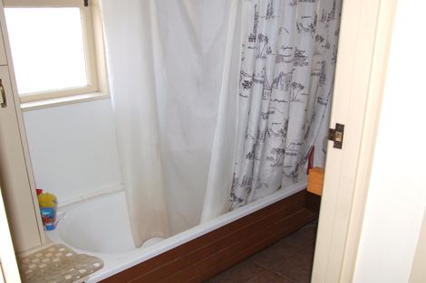 Photo of property in 2/50 Scannell Street, Taupo, 3330