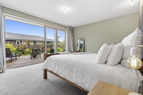 Photo of property in 32 Quinnat Street, Albert Town, Wanaka, 9305
