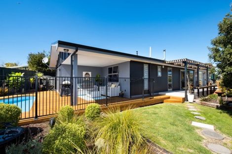 Photo of property in 3 Bruce Place, Bay View, Napier, 4104