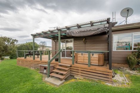 Photo of property in 18 Denham Terrace, Waikari, 7420