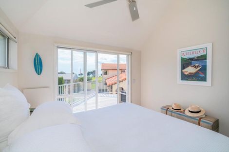 Photo of property in 100 Cordyline Crescent, Matarangi, Whitianga, 3592