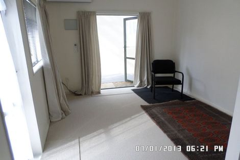 Photo of property in 4/469 Lake Road, Takapuna, Auckland, 0622