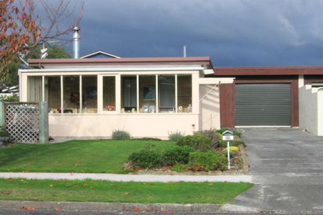 Photo of property in 56b Belvedere Avenue, Waikanae, 5036