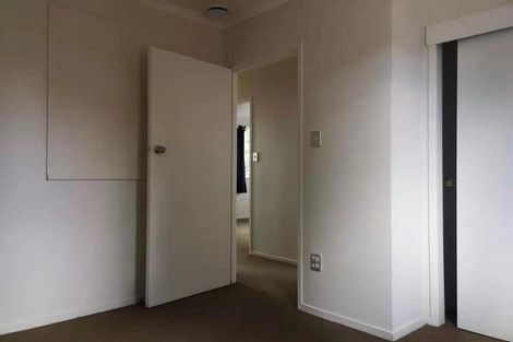 Photo of property in 41 Triangle Road, Massey, Auckland, 0614