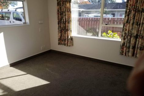 Photo of property in 24-26 Oriwa Street, Waikanae, 5036