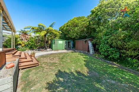 Photo of property in 54 Akatea Road, Korokoro, Lower Hutt, 5012