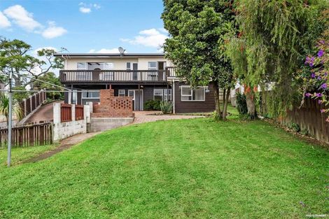 Photo of property in 43 Spence Road, Henderson, Auckland, 0612