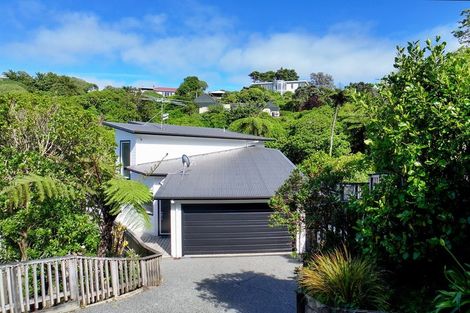 Photo of property in 51b Maungaraki Road, Korokoro, Lower Hutt, 5012