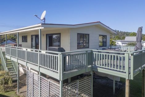 Photo of property in 20 Oyster Drive, Cooks Beach, Whitianga, 3591