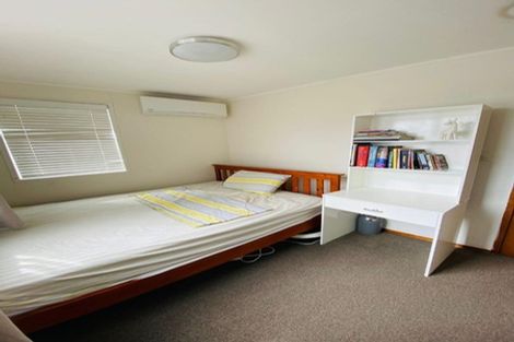 Photo of property in 23b Kelman Road, Kelston, Auckland, 0602