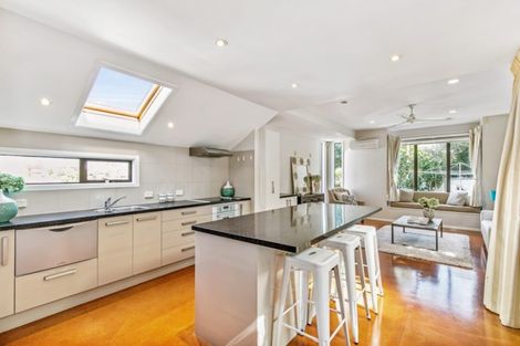 Photo of property in 15 Potatau Street, Grey Lynn, Auckland, 1021