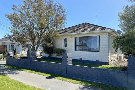 Photo of property in 185 Weston Road, St Albans, Christchurch, 8052