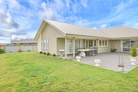 Photo of property in 11 Pakura Street, Pegasus, 7612